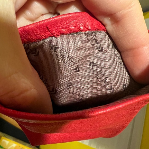 Red Gloves for thin hand - Picture 8 of 8